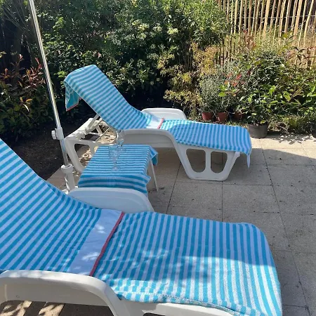 2 Plages Avec Jacuzzi Privee A 600m De La